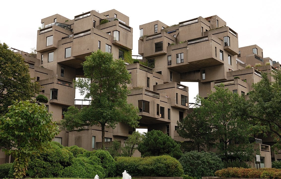 Habitat 67 modular housing complex