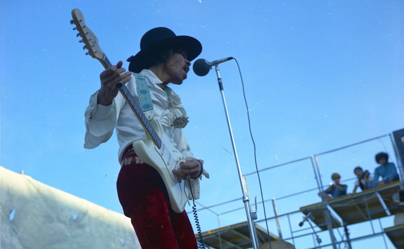 Hendrix Miami Pop Performance.png